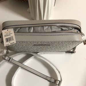 Beautiful Michael Kors Crossbody bag